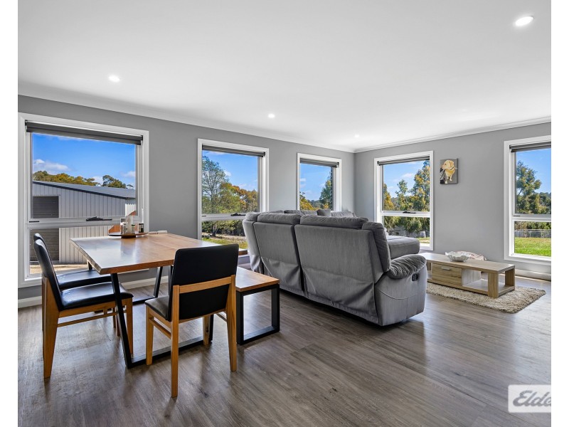 3 Prior Crescent, Heybridge TAS 7316