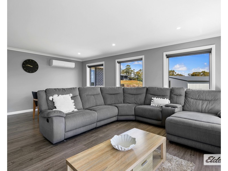 3 Prior Crescent, Heybridge TAS 7316