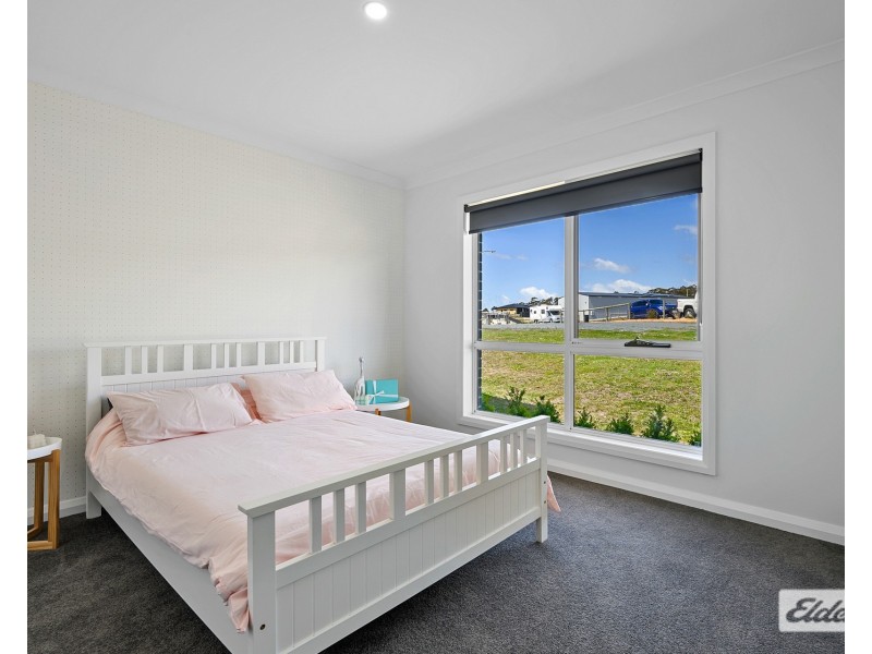 3 Prior Crescent, Heybridge TAS 7316