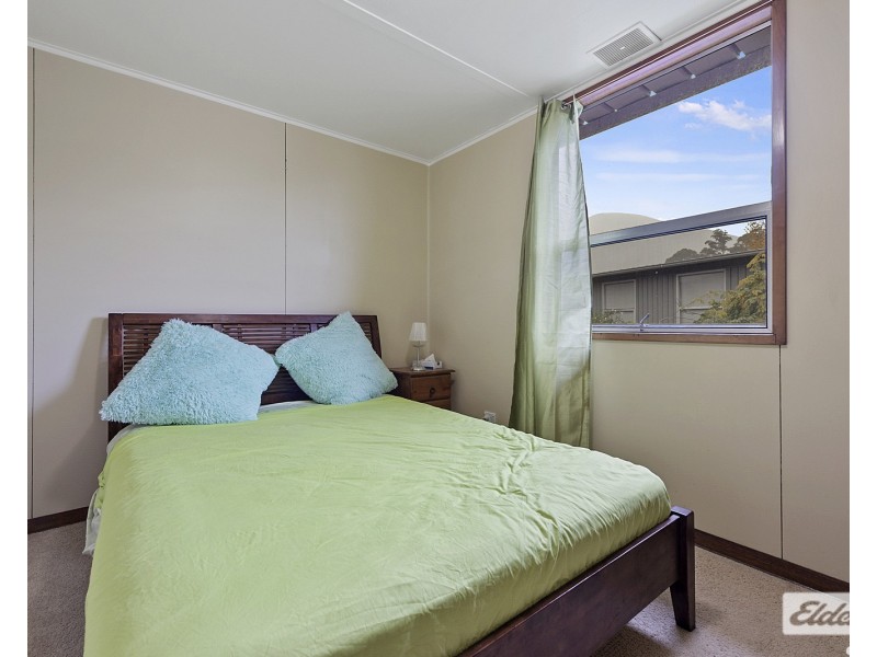 1 Laurel Drive, Rosebery TAS 7470