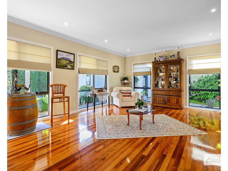 1589 Sheffield Road, Barrington TAS 7306