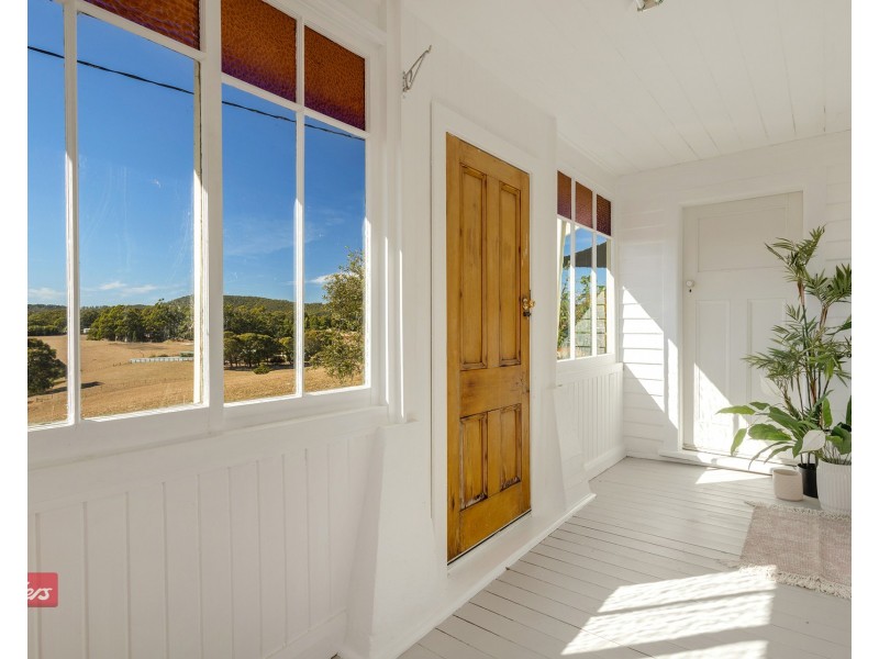 399 Murchison Highway, Somerset TAS 7322