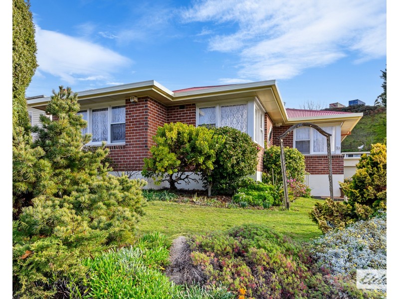 2a Collins Street, Brooklyn TAS 7320