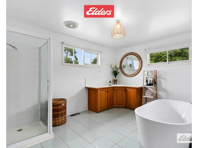 60 Old Bunga Road, Lake Bunga VIC 3909