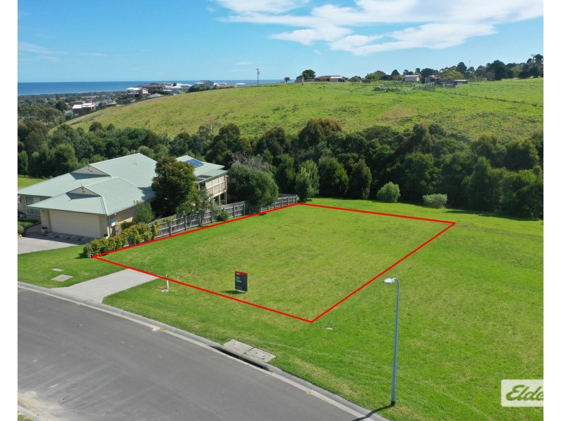 77 Stirling Drive, Lakes Entrance VIC 3909
