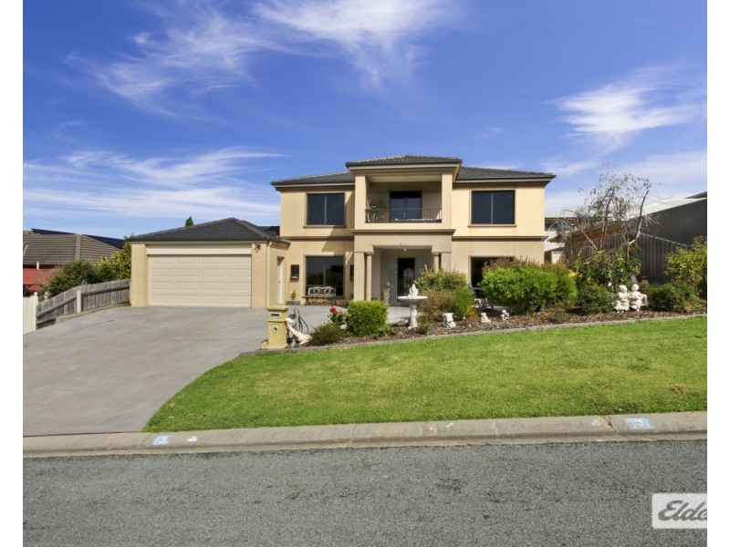3 Highland Court, Lakes Entrance VIC 3909