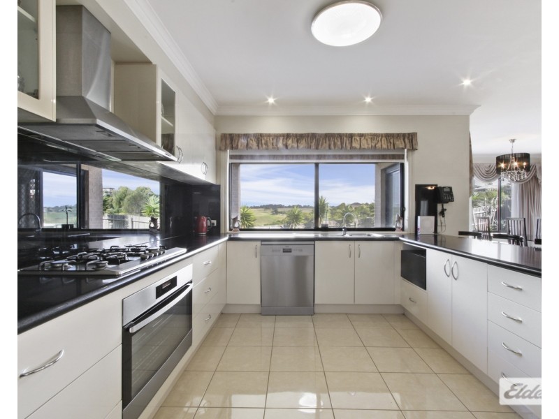 3 Highland Court, Lakes Entrance VIC 3909