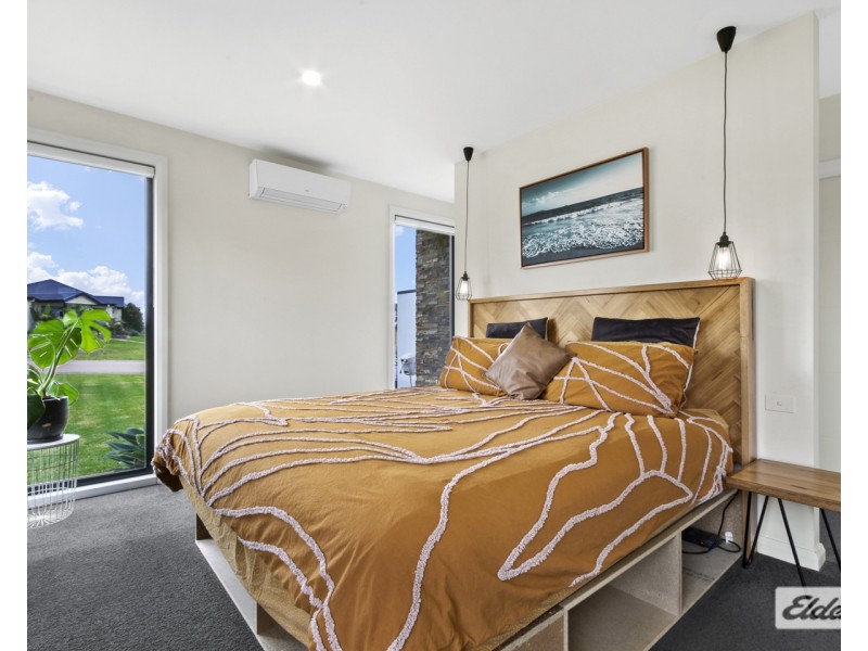 34 McCue Road, Kalimna VIC 3909
