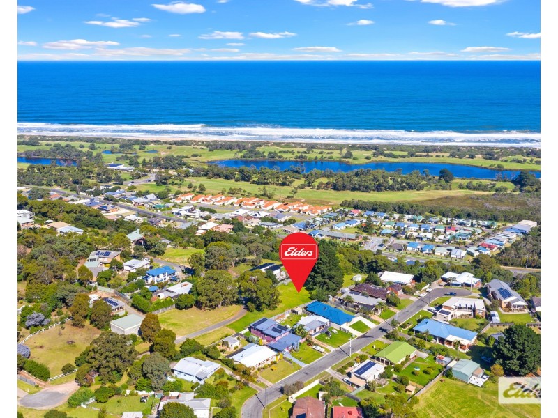 6 Ocean View Parade, Lakes Entrance VIC 3909