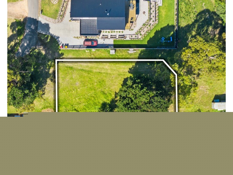 6 Ocean View Parade, Lakes Entrance VIC 3909