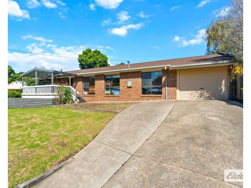8 Uringa Close, Lake Bunga VIC 3909