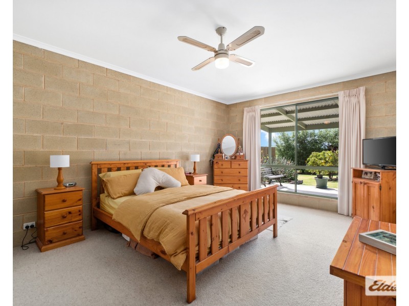 305 Lake Tyers Beach Road, Toorloo Arm VIC 3909