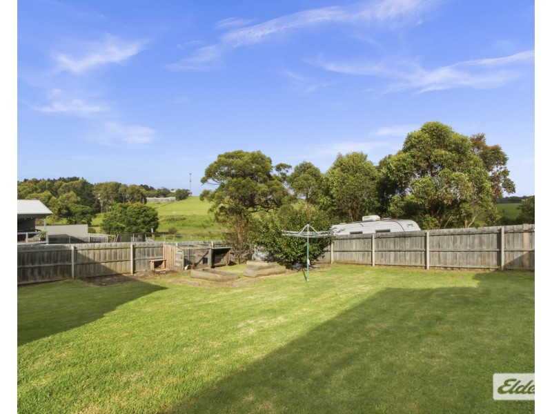 23 Warfe Drive, Lake Tyers Beach VIC 3909