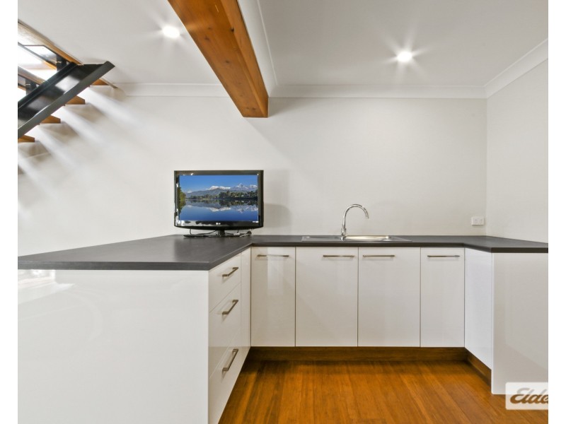 25 Abalone Avenue, Lakes Entrance VIC 3909