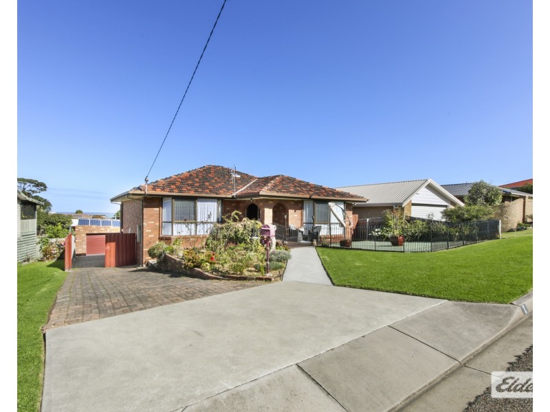 1 Bronsdon Street, Lakes Entrance VIC 3909