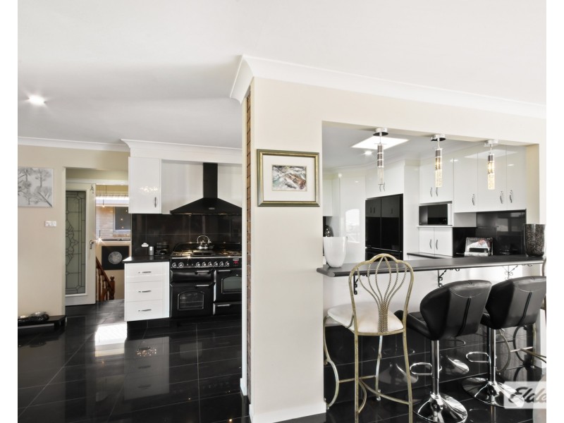 1 Bronsdon Street, Lakes Entrance VIC 3909