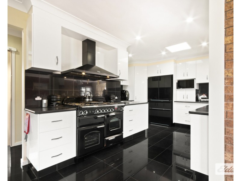 1 Bronsdon Street, Lakes Entrance VIC 3909