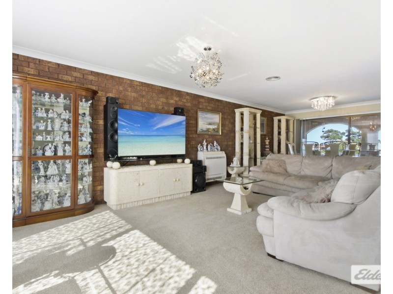 1 Bronsdon Street, Lakes Entrance VIC 3909