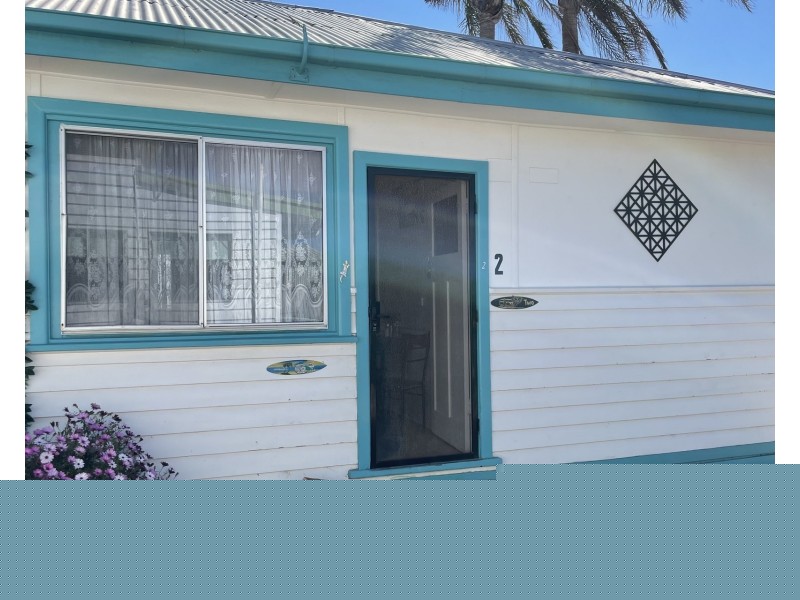 2/9-11 Orme Street, Lakes Entrance VIC 3909