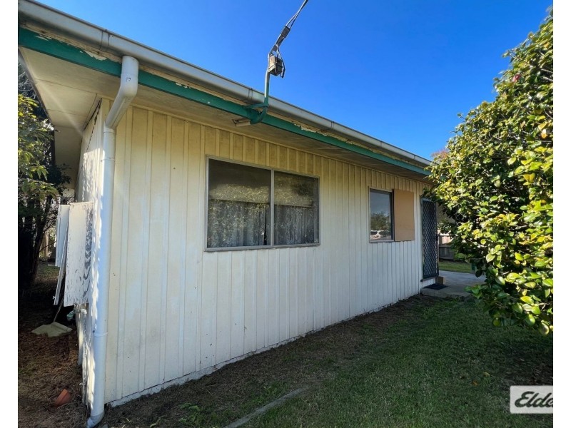 5 Jetty Road, Lakes Entrance VIC 3909