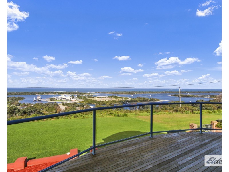 21 Seaview Parade, Kalimna VIC 3909