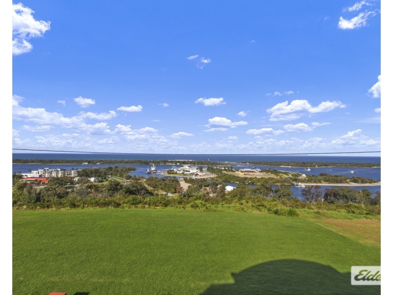 21 Seaview Parade, Kalimna VIC 3909