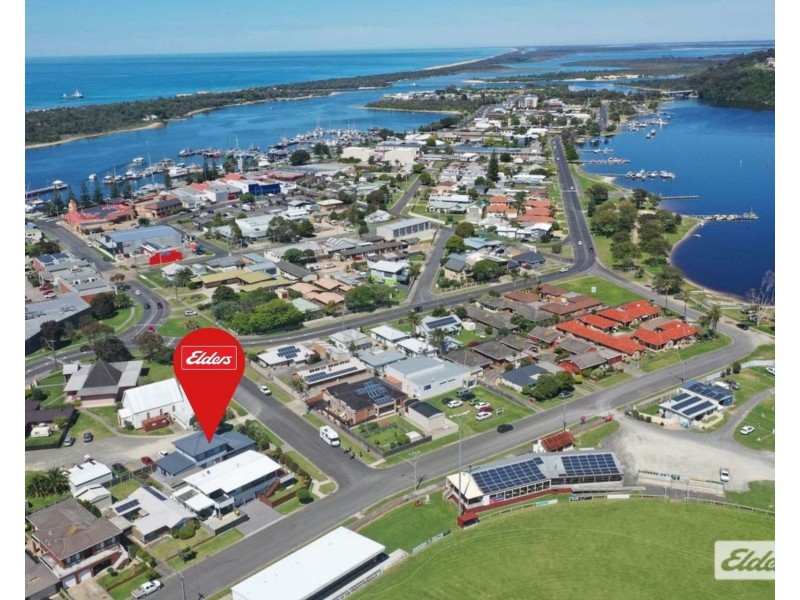 30 Mechanics Street, Lakes Entrance VIC 3909