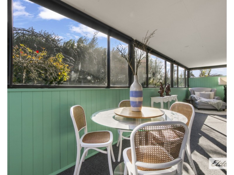 30 Mechanics Street, Lakes Entrance VIC 3909