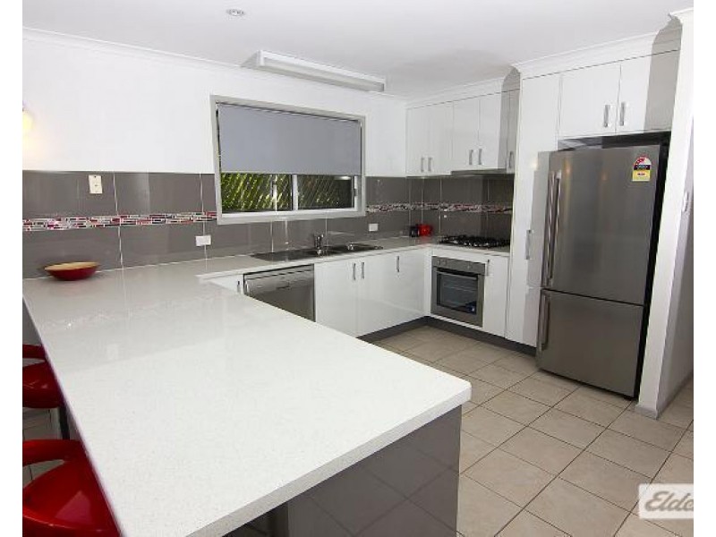 3 Moreton Street, Toogoom QLD 4655