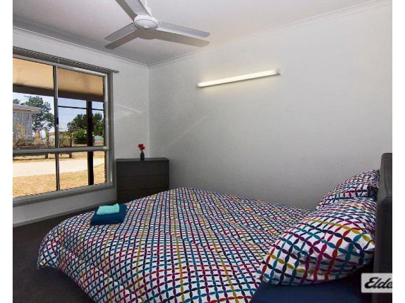 3 Moreton Street, Toogoom QLD 4655