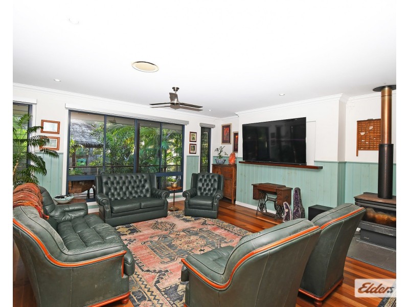 101 Esplanade, Toogoom QLD 4655