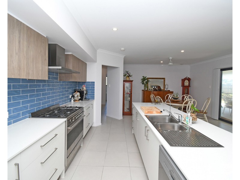 64 Porpita Circuit, Toogoom QLD 4655