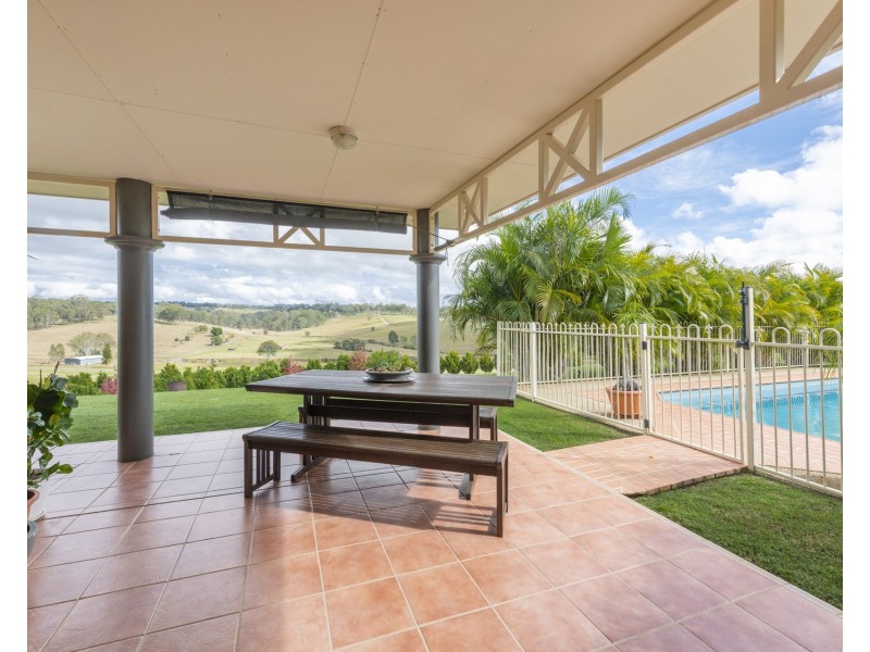 16 Fairway Drive, South Grafton NSW 2460