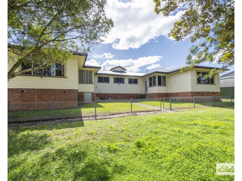 1&2/25 Through Street, South Grafton NSW 2460