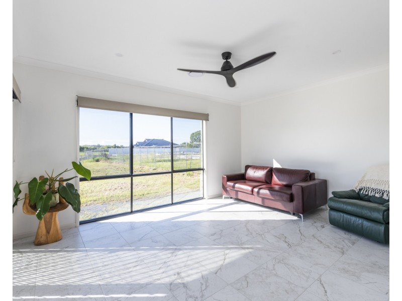 15 Clear Water Close, Grafton NSW 2460