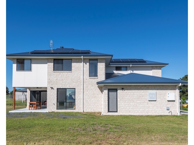 15 Clear Water Close, Grafton NSW 2460