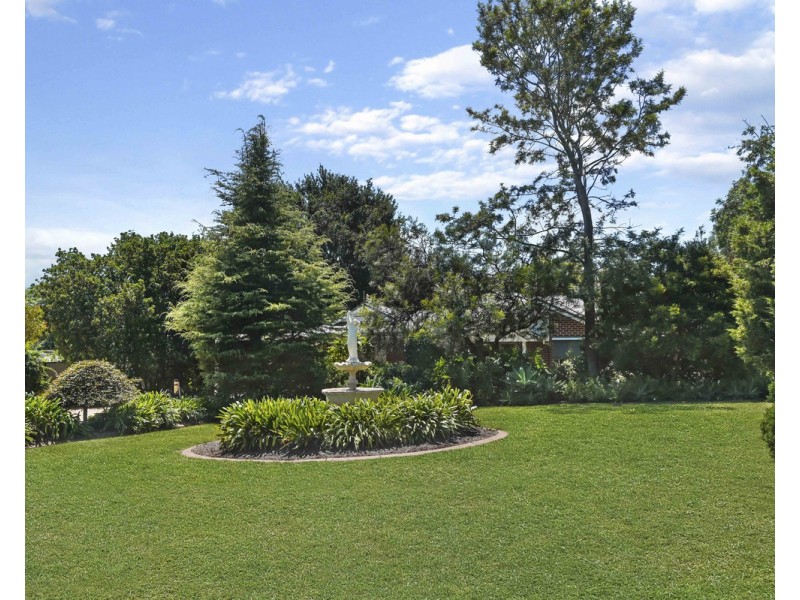 17 Blue Gum Drive, Highfields QLD 4352