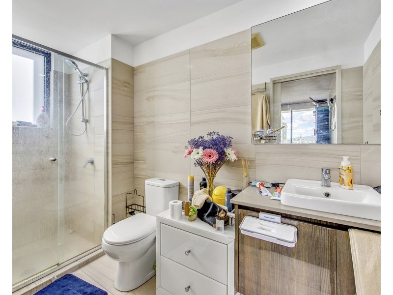 511/8 Hunt Street, Hamilton QLD 4007