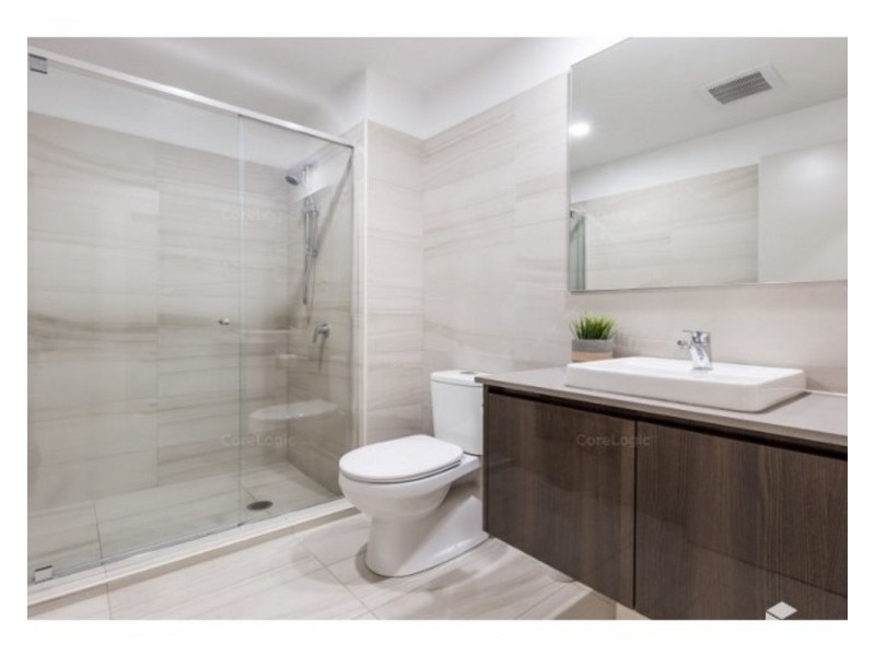 511/8 Hunt Street, Hamilton QLD 4007