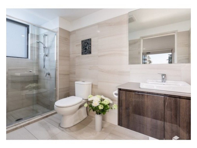 511/8 Hunt Street, Hamilton QLD 4007