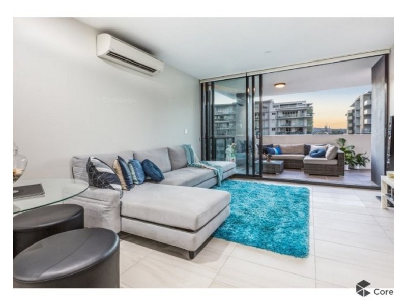 511/8 Hunt Street, Hamilton QLD 4007