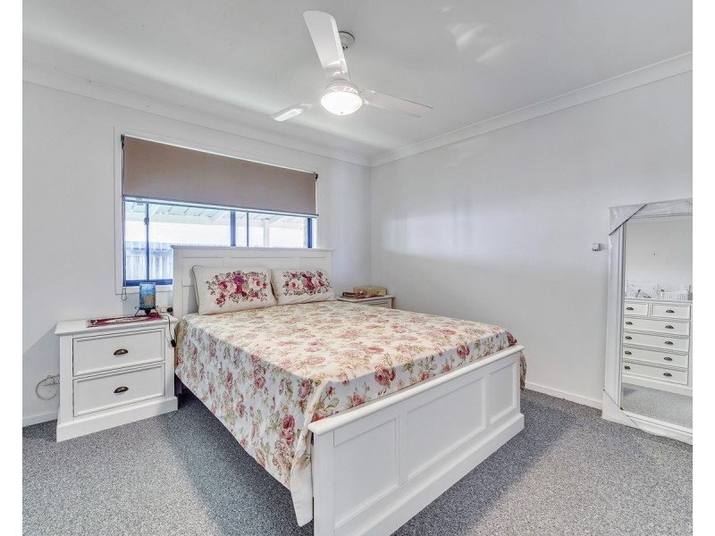 11 Lake Cooloola Court, Logan Reserve QLD 4133