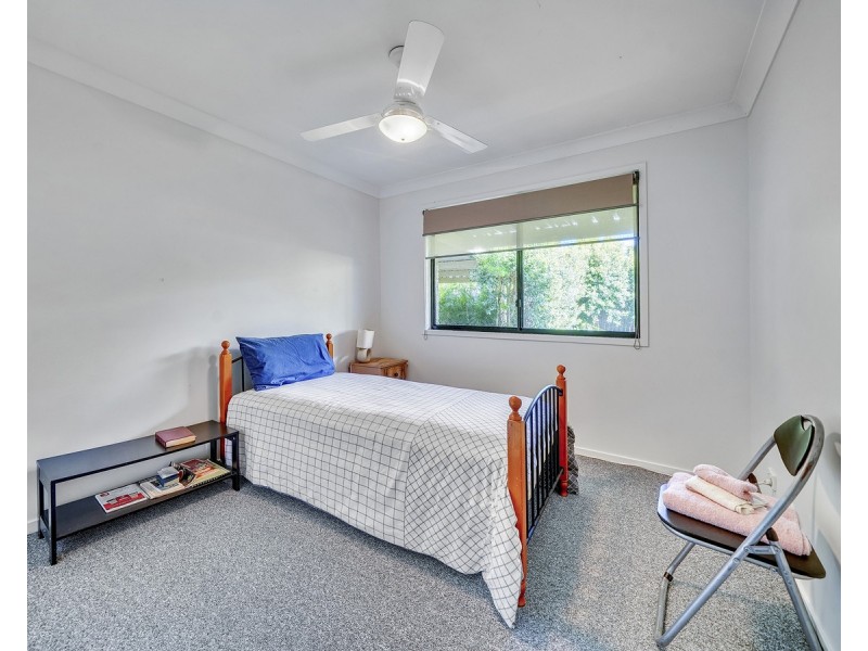 11 Lake Cooloola Court, Logan Reserve QLD 4133