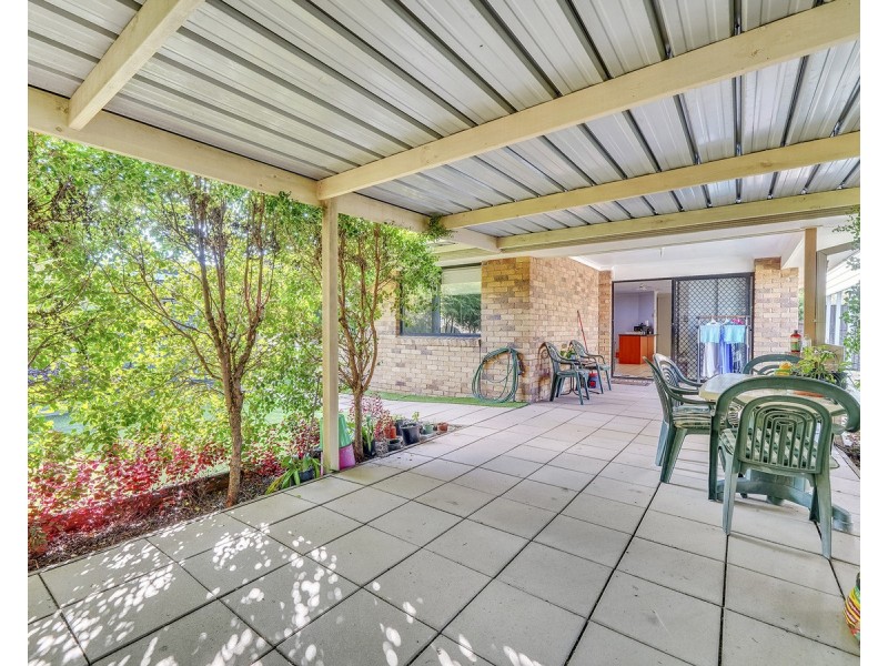 11 Lake Cooloola Court, Logan Reserve QLD 4133