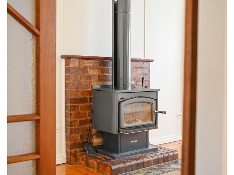 98 Drayton Road, Harristown QLD 4350