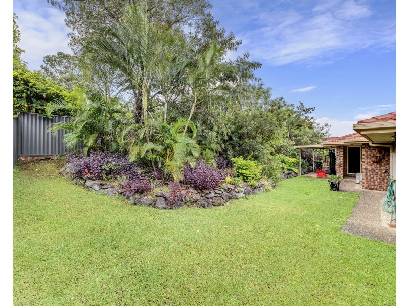 3 Kings Row, Edens Landing QLD 4207