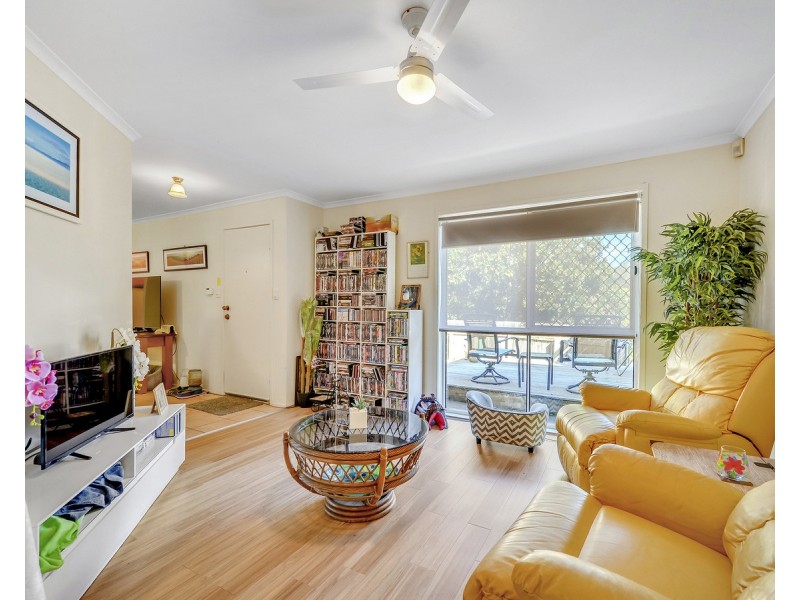 55 Grove Road, Edens Landing QLD 4207