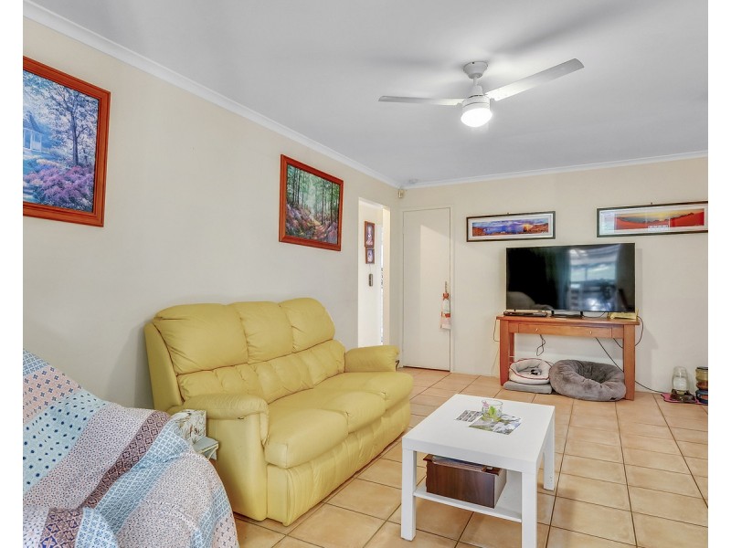55 Grove Road, Edens Landing QLD 4207