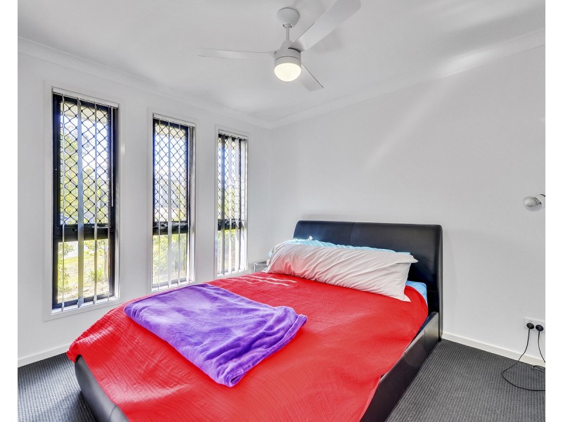 17 Finlayson Street, Spring Mountain QLD 4124