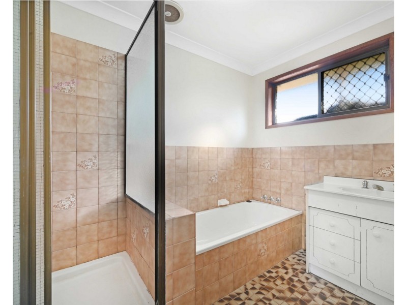 9 Lindemann Court, Wilsonton Heights QLD 4350